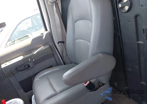 2011 Ford E-250 Commercial z USA, uszkodzony, nr VIN 1FTNE2EW2BDA78064